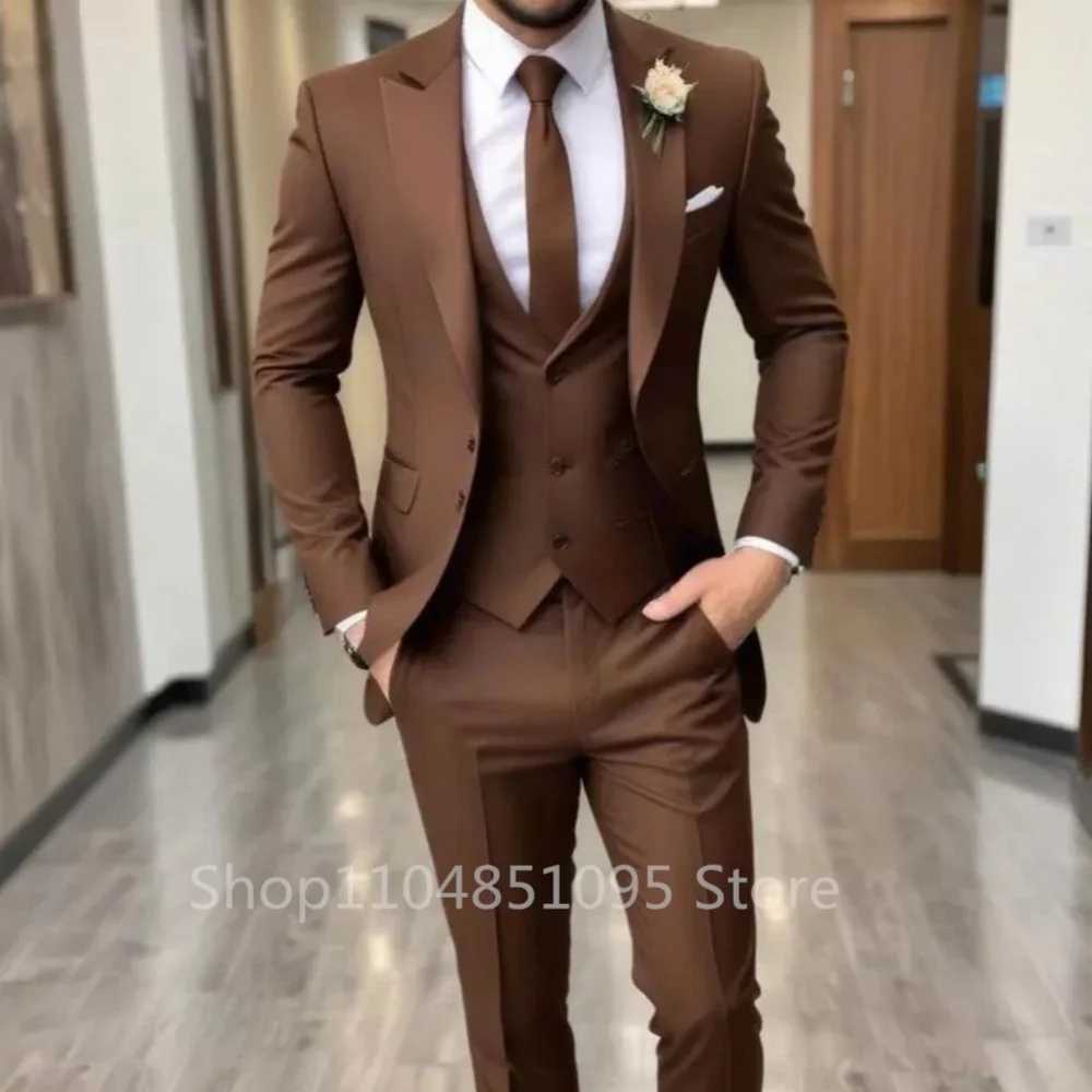 MenS Trend Personality 3 Piece Slim Fit Suits Business Wedding Party Tuxedos Blazer Vest Pants Solid Color Elegant Man Clothes M260313