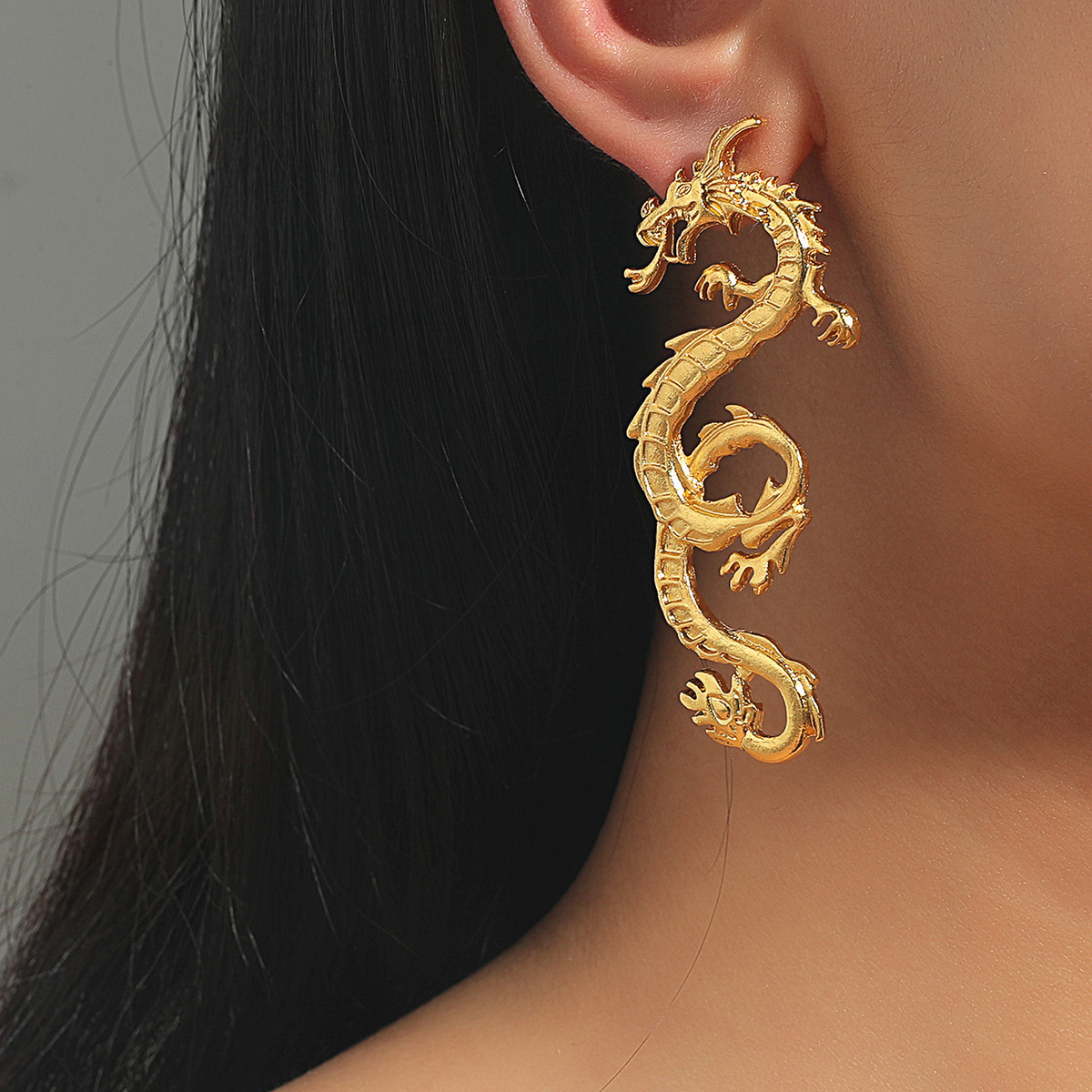 Free Shipping Ins Style Exaggerated Gold Dragon For Women, Elegant Alloy Animal Stud Earrings, Zodiac Year Earrings