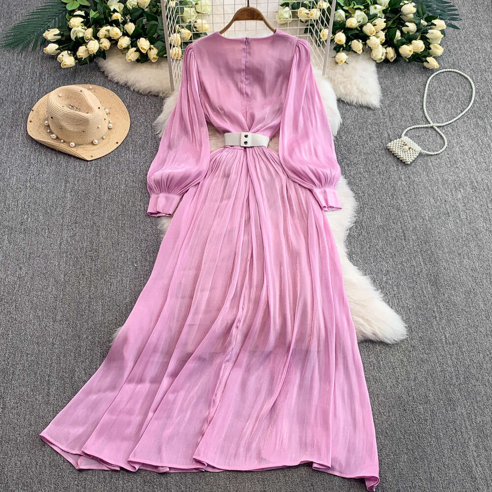 French high-end V-neck women's lantern sleeve dress with summer rhinestone decoration, A19 waist cinching, slimming and elegant