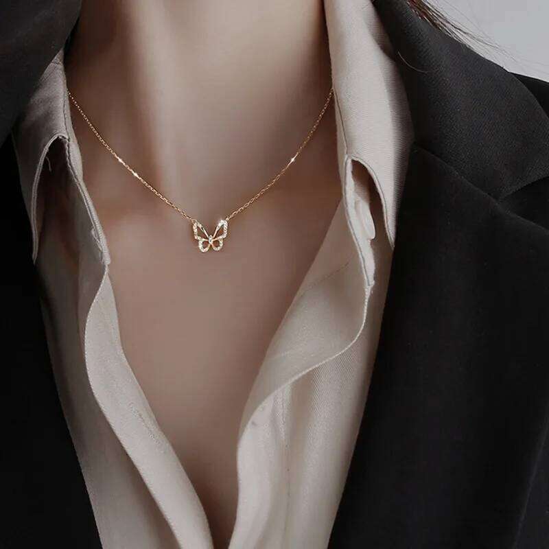 Exquisite Shiny Hollow Butterfly Fashion Silver Color Clavicle Chain Necklace for Women Gift Party Jewelry Accessories H260312