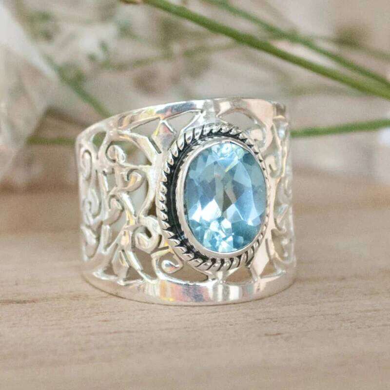 Huitan Hollow Out Wide Ring with Oval Sky Blue Stone Trendy Accessories for Women Wedding Party Female Rings Statement Jewelry H260312