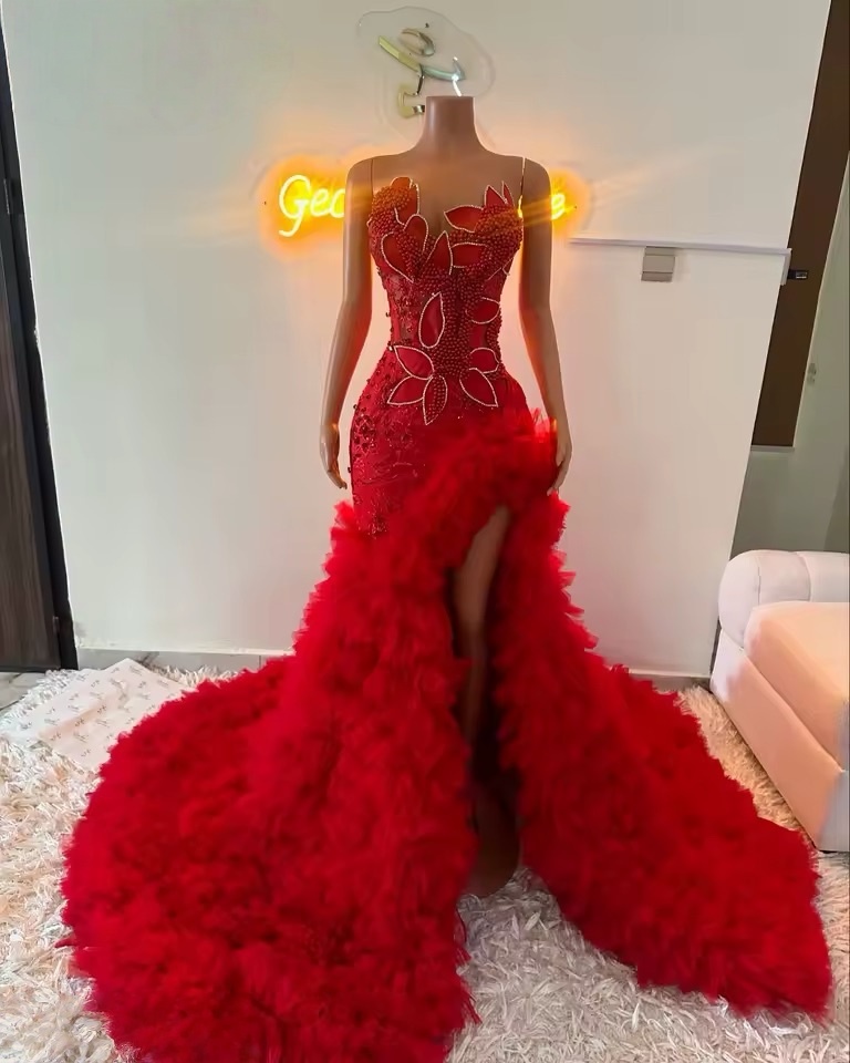 2026 Formal Women's Nighttime Attire: Stylish 2K26 Mermaid Prom/Dancewear Dresses Featuring Intricate Flowers and Sequins Gowns