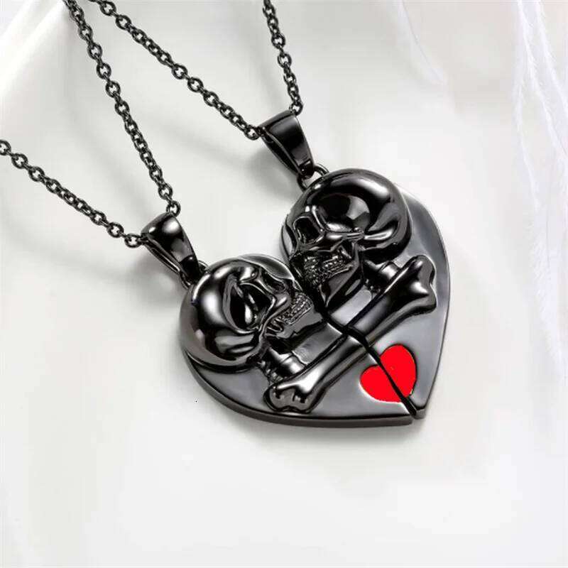 Gothic Minimalist Punk Creative Skull Red Magnetic Couple Heart Necklace for Women Men Jewelry Gifts Halloween H260312