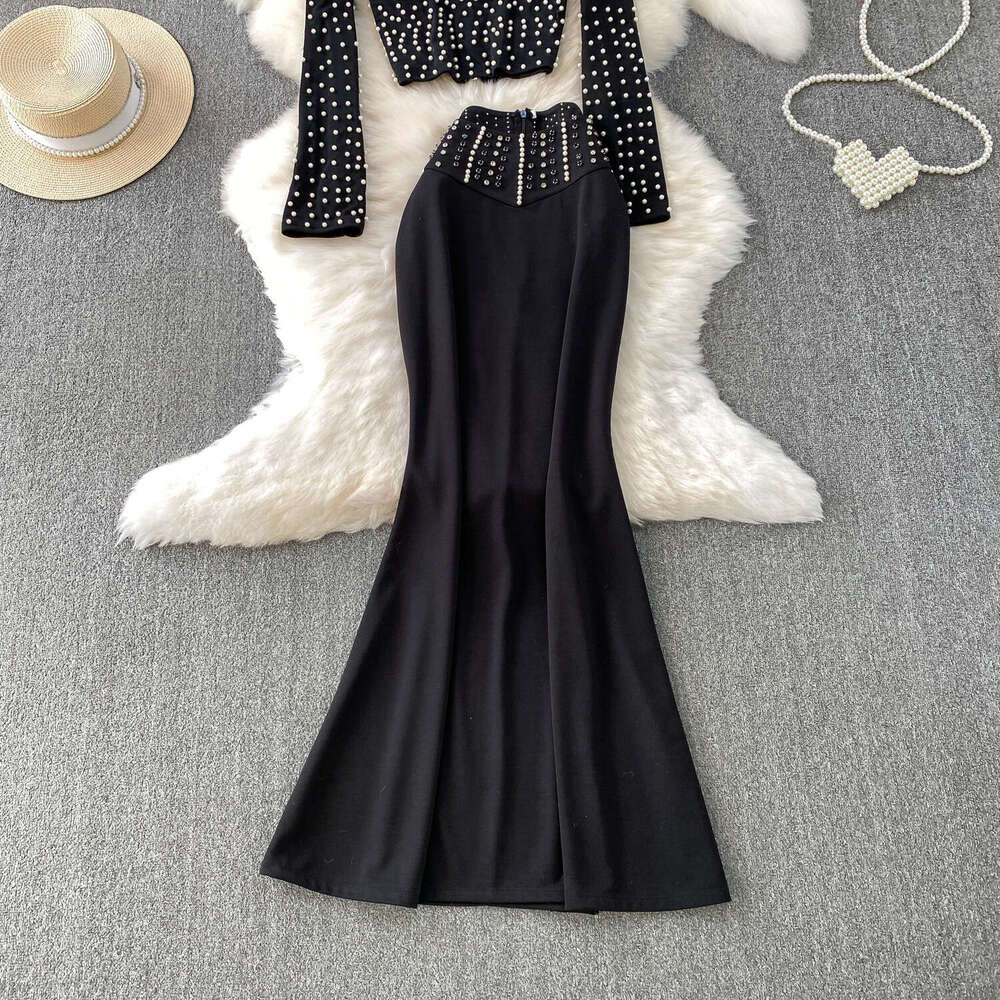 2026 European and American style bead and rhinestone decoration round neck short top, high waist slim fit fish tail long style