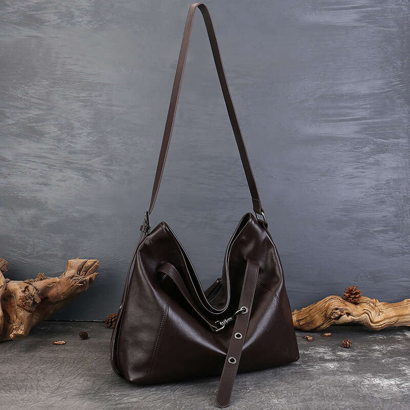 Luxury Shoulder Bags Totes Hobo Top Layer Cowhide Commuter Large Capacity Tote Lazy Single Crossbody Women S Vintage Lock Computer Bag SENYY