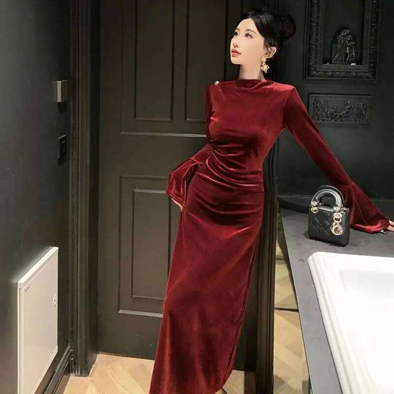 Internet Celebrity High-end Velvet Light-mature Temperament High-waisted Slim Burgundy Fishtail Dress Z260313