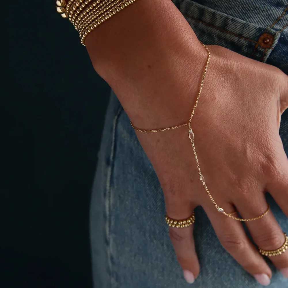 Fashion Mini Waterdrop Crystal Hand Chian Gold Color Link Chains Finger Ring Bracelet for Women Stainless Steel PVD Wed Jewelry 260313