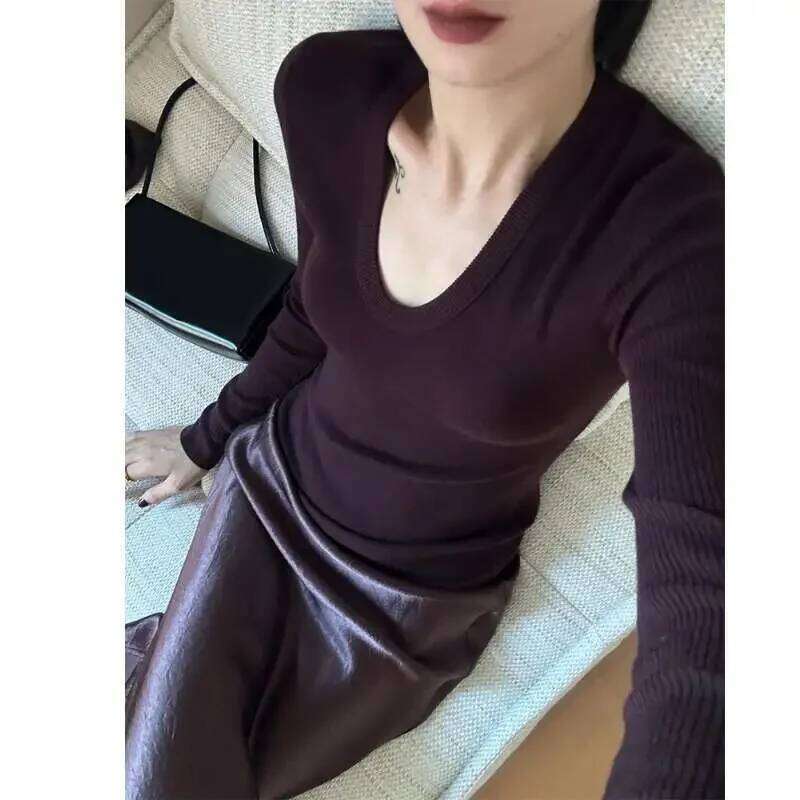 2025 New Gray U-neck Women's Autumn Slim Fit Bottoming Shirt Tight Sweater Z260313