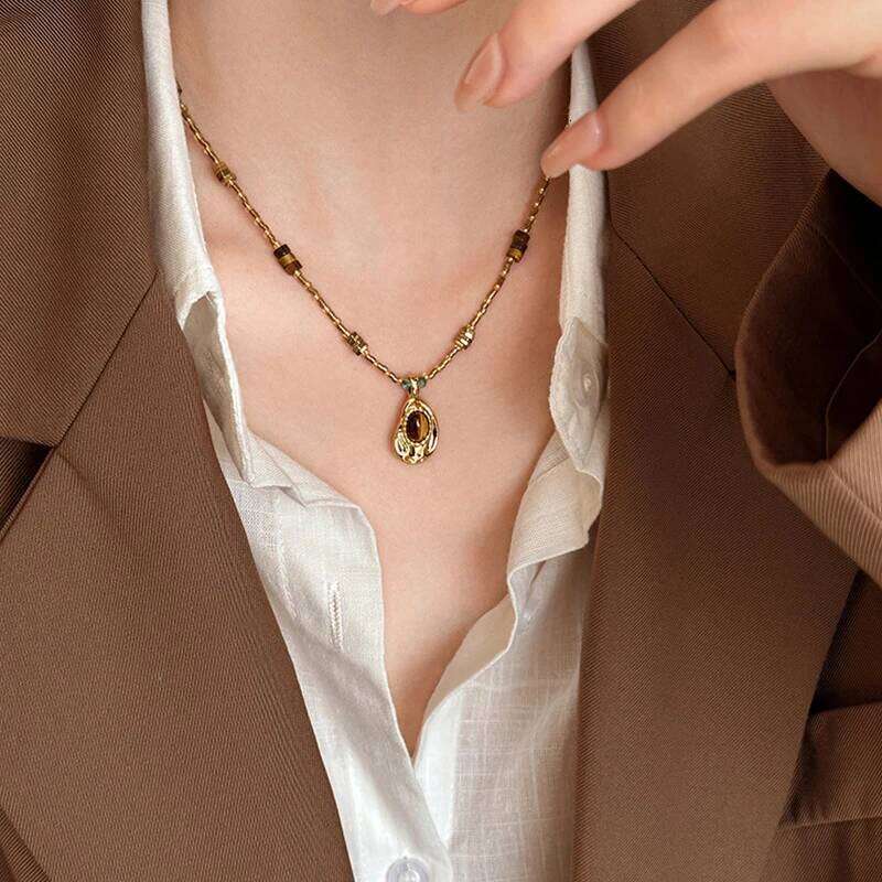 Mirad Retro Style Tiger Eye Stone Geometric Heterosexual Pendant Necklace Women's Sexy Clavicle Chain Trendy Jewelry Accessories H260312
