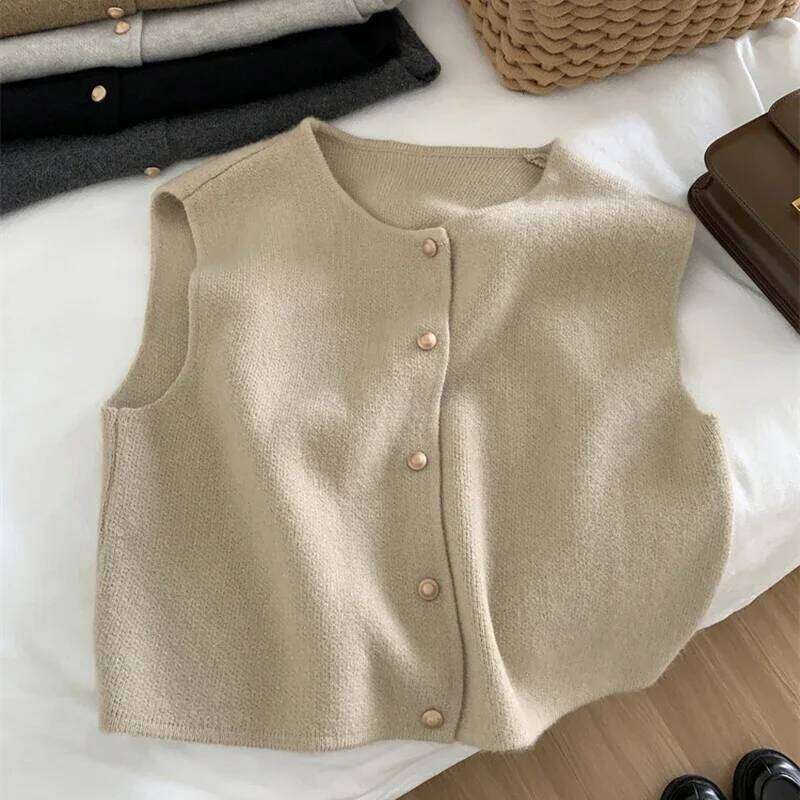 Fashion Gold Buttons Vest Fall Loose Women Knitted Sweater Causal O Neck Ladies Cardigan Tanks Autumn Solid Female Coats New Z260314