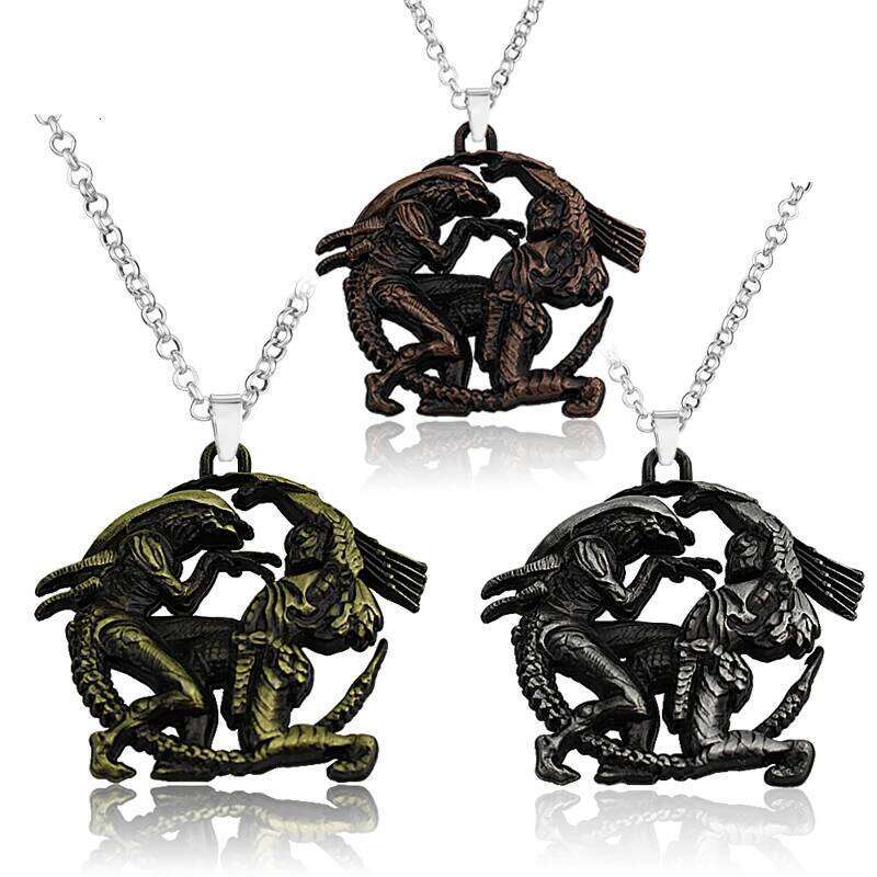 Movie Restore Scene Aliens Predator AVP Necklace Alien Queen Figure Cosplay Pendant Accessories Gift H260312