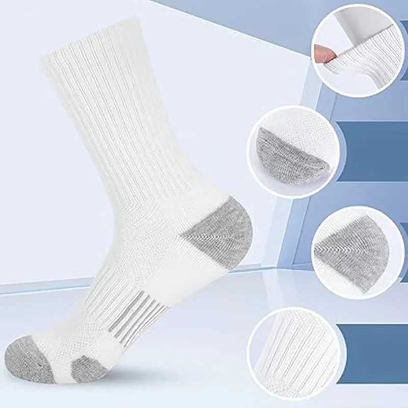 3 Pairs Men Solid Color Sports Socks Large Size Basketball Mid Calf Cotton Breathable Black White Gray Long Socks Fall Winter D260313