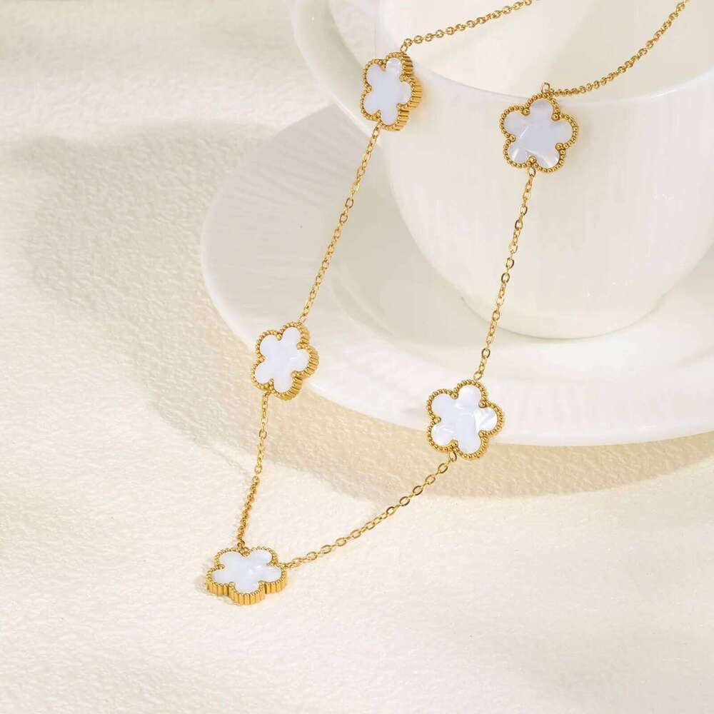 Elegant White Shell Five- Flower Necklace for Women,Gold Color Stainless Steel Necklaces,Dainty Jewelry Mother's Day Gift H260312