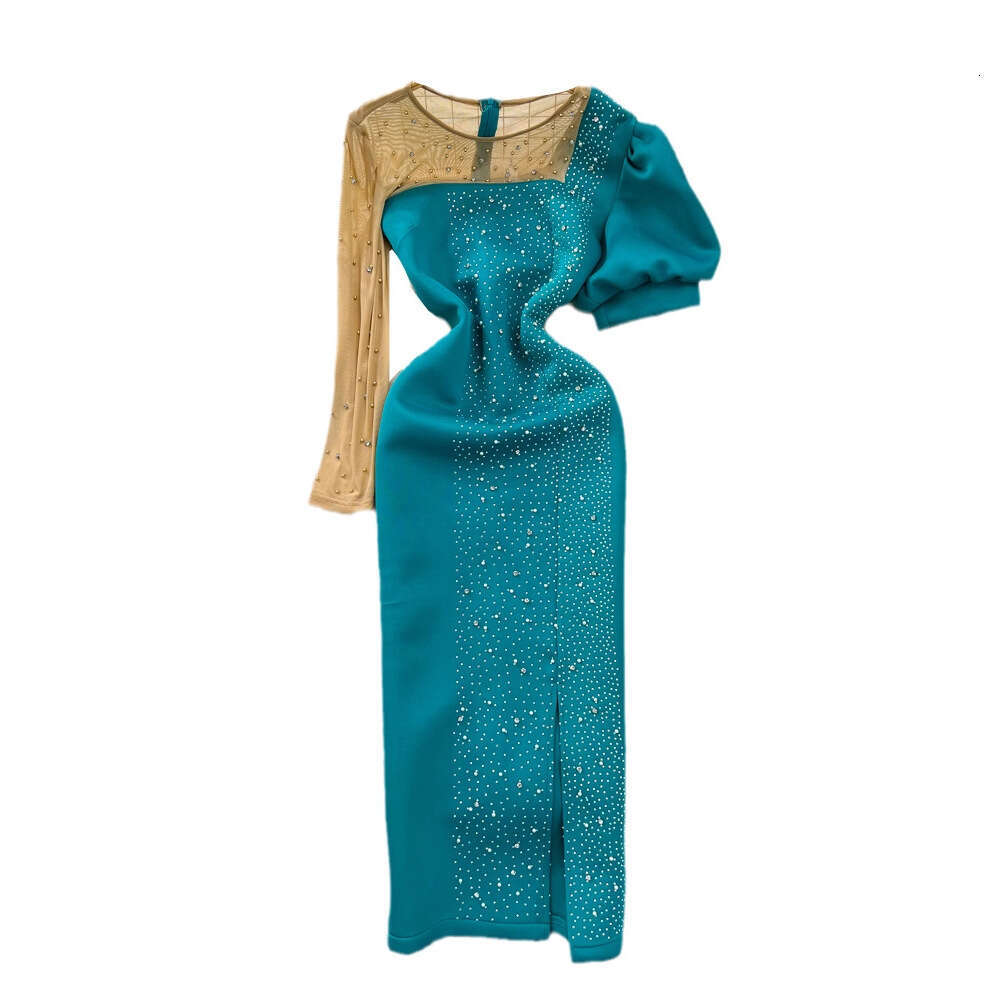 Designer high-end evening gown elegant and exquisite mesh inlaid round neck waist with slit and tight design