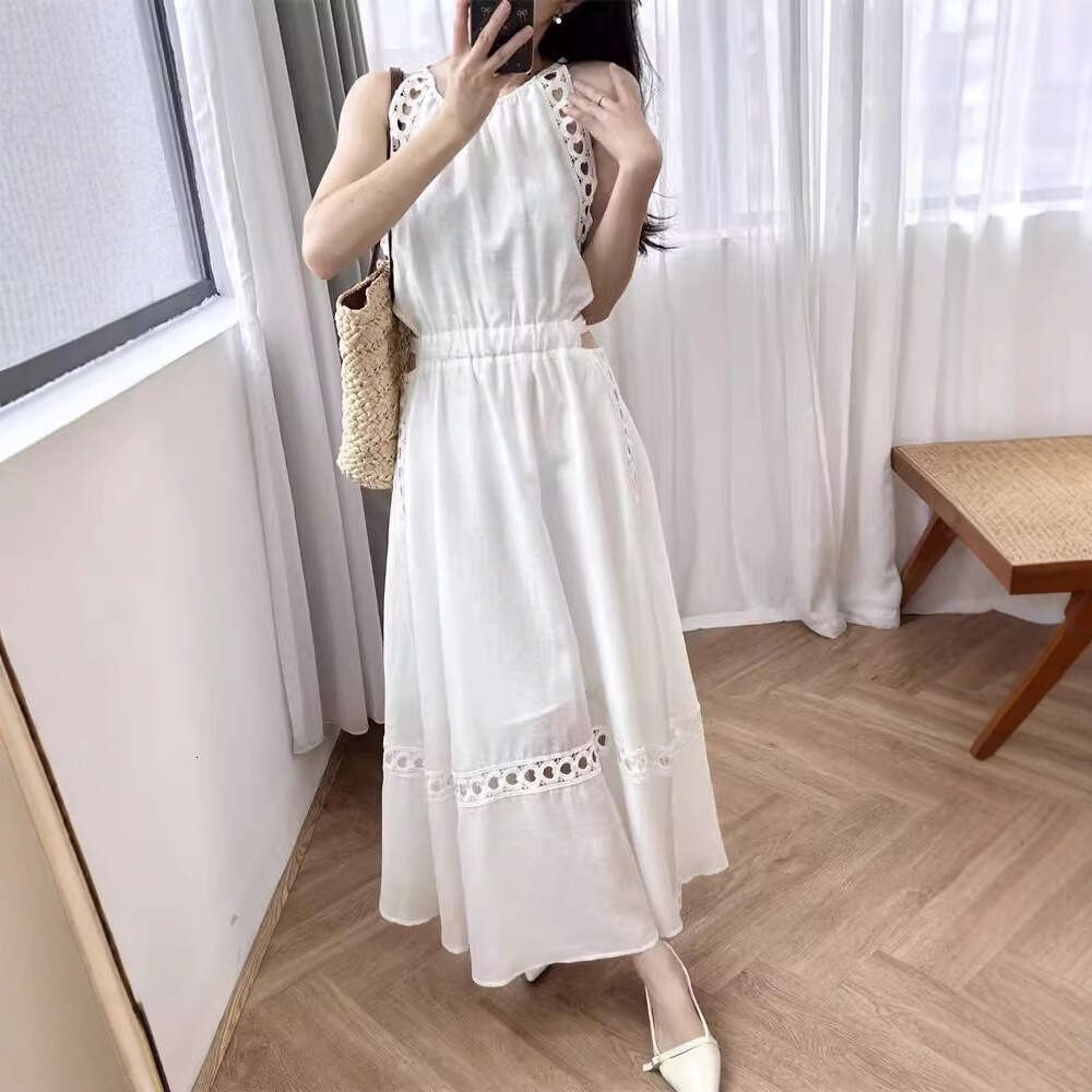 Designer French vacation style white linen hollow lace crochet sleeveless off shoulder off shoulder summer outfit