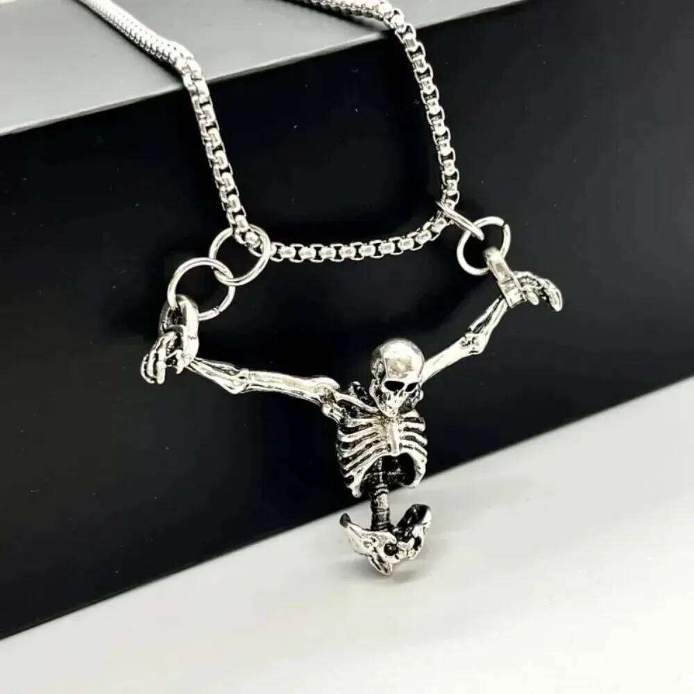 Punk Style Punished Man Skull Pendant Men Vintage Creative Hip Hop Personalized Necklace H260312