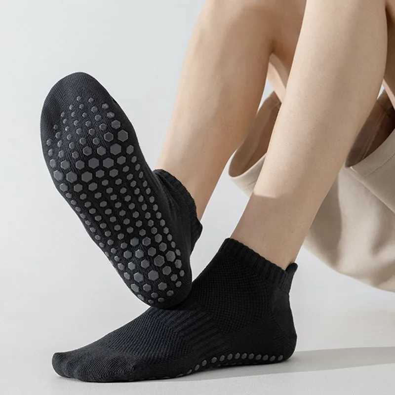 Yoga Socks Men Cotton Thin Silicone Non-slip Grip Pilates Low-ankle Sock D260313