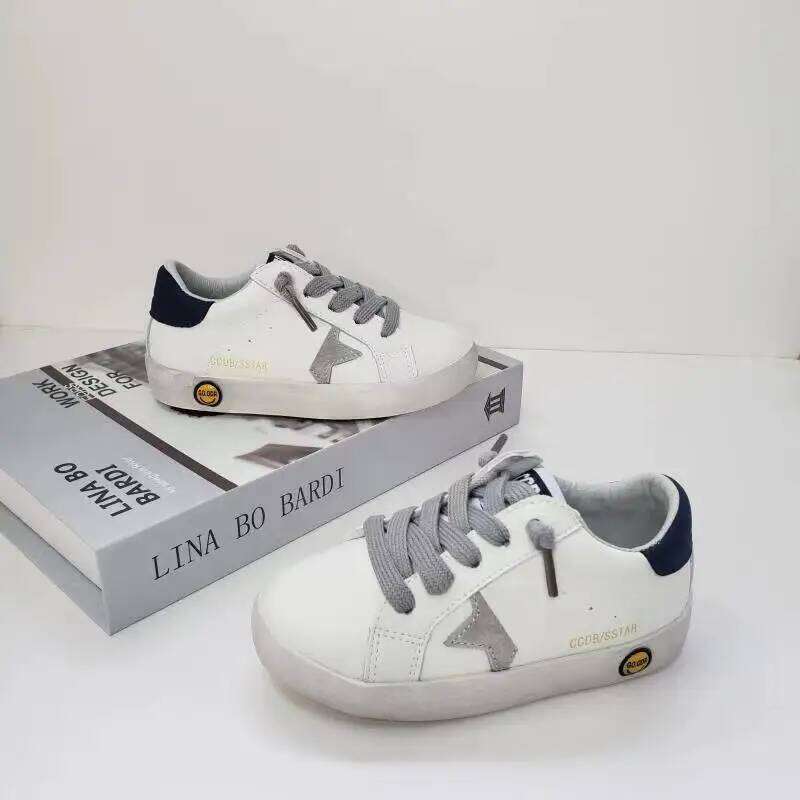 Casual Board Fashion Girls Solid Color Kids Shoes Lacquered Boys Soft Soled Velcro Front Lacing Sequin Sneakers 26H0313