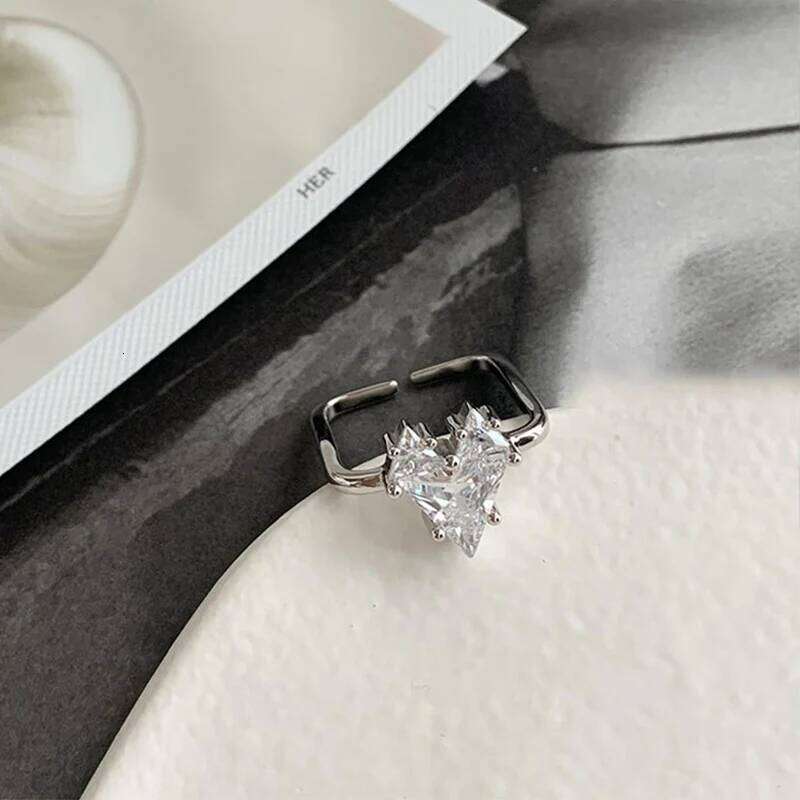 Mewanry Heart Zircon Square Ring For Women Girl Temperament Elegant Personality Fashion Creative Wedding Bride Jewelry Gift H260312