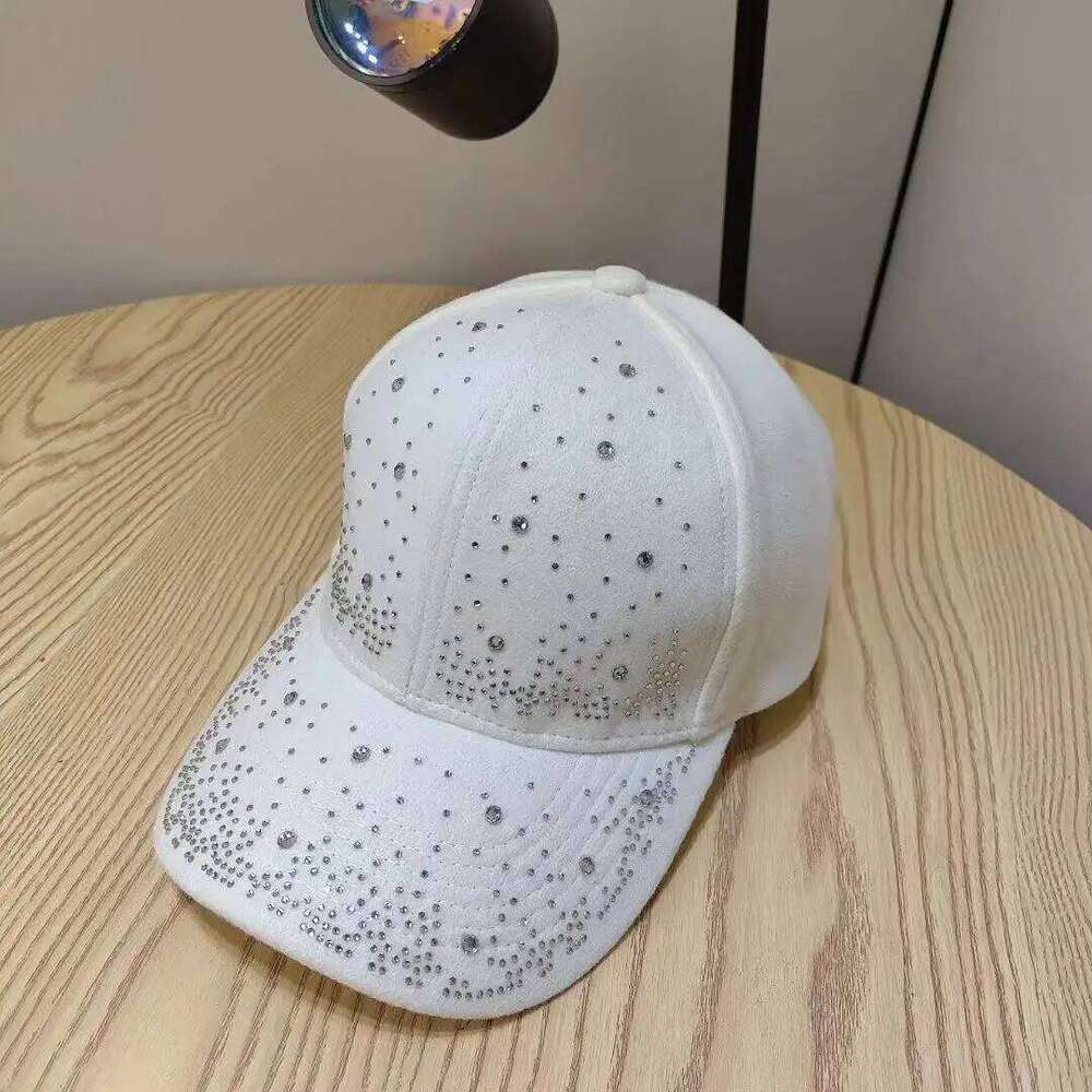2025 Luxury Rhinestone Duckbill Cap For Women Baseball Caps Autumn Winter Hip Hop Outdoor Sun Hats Casquette Z260313