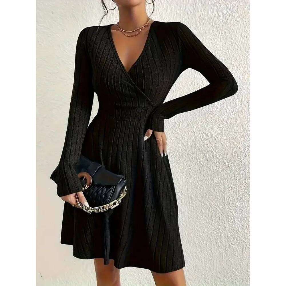 Sweater Women's Slim Fit V-Neck Long Sleeve Knit Dress Autumn/Winter Sexy Bodycon High Waist Midi Casual Party Dresses Z260314