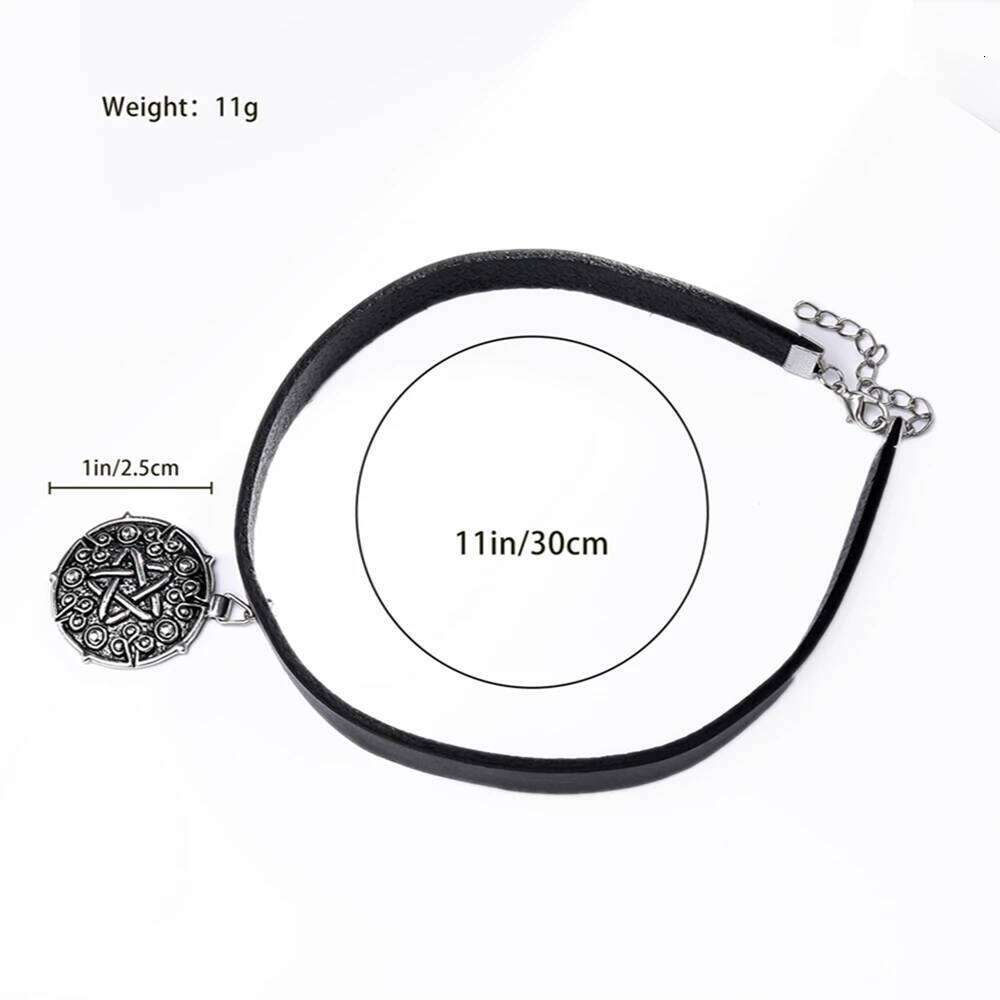 Catuni Witcher Round Medallion Leather Choker Necklace Hunt Game Gothic Retro Pendant Jewelry Gift For Man Woman Cosplay H260312
