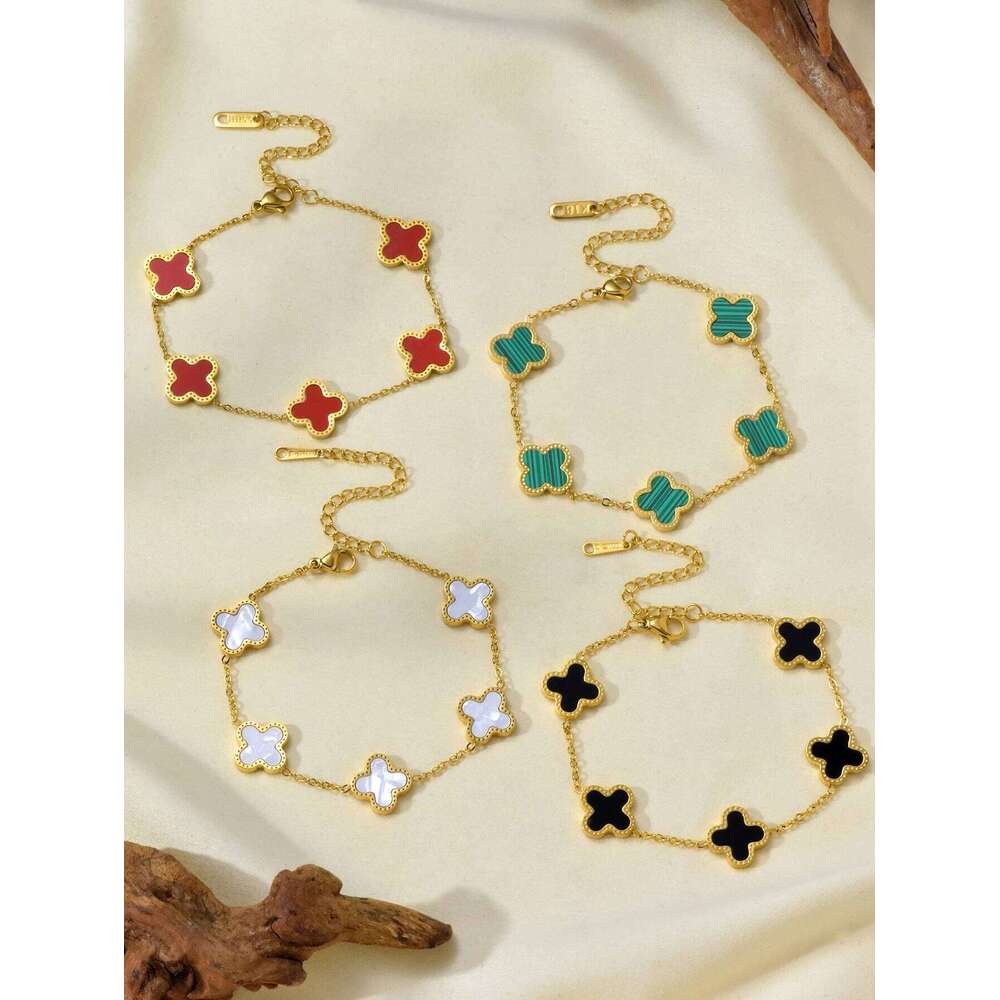 Fashionable and Elegant 18K Gold-Plated Stainless Steel Four-Leaf Clover Bracelet with Mother-of-Pearl Single-Sided Design Z260313