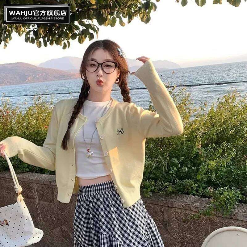 Round Neck Buttoned Long Sleeve Knitted Cardigan Coat Women's Sweater Top Z260313