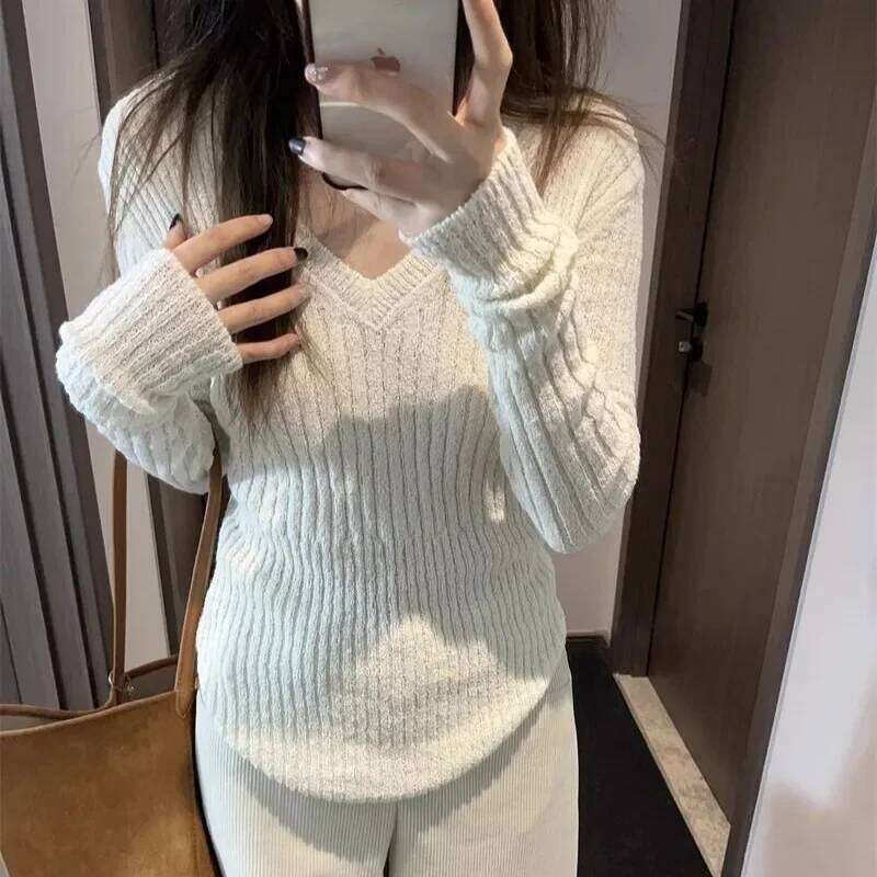 Pullovers Women V-neck Knitted Tender Skin-friendly Slimming Sweater Basic Inner Solid Causal All-match Tops Korean Style Autumn Z260313