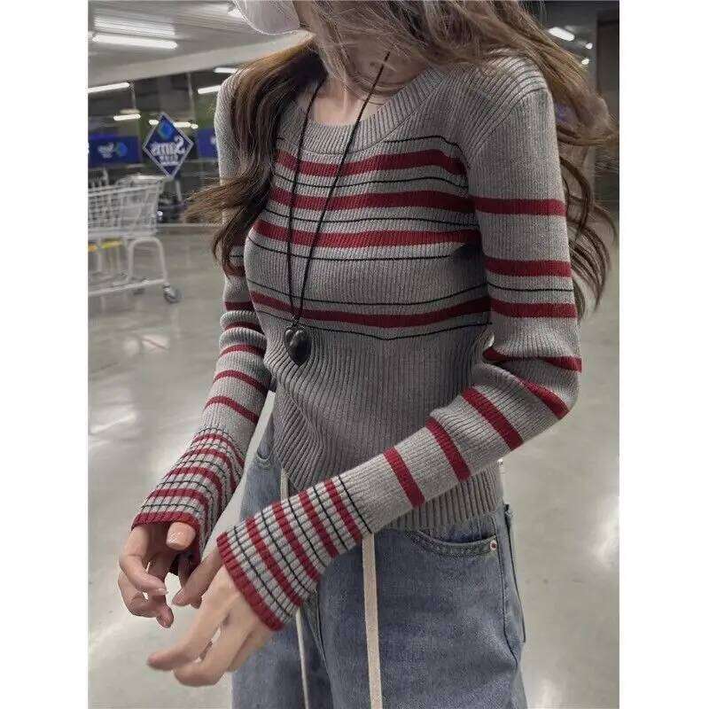 Gray Striped Round Neck Straight Shoulder Long Sleeve Sweater Women's Short Base Shirt Top Z260313