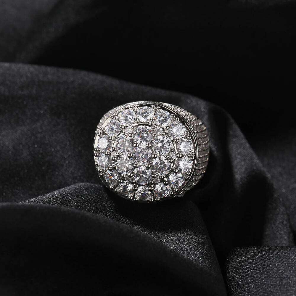 THE BLING KING Women's Round Cut CZ Stone Ring Iced Out Fllower Cluster High Quality Engagement Wedding Big Rings Jewelry H260312