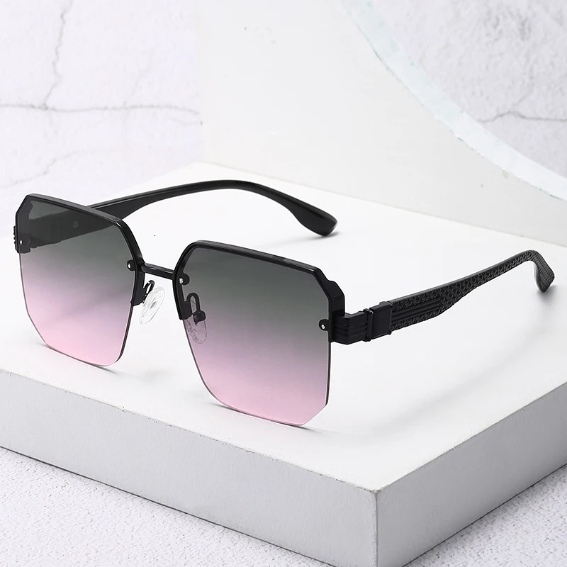 Metal Fashion Oversized Frame Sunglasses Unisex Premium Trendy Versatile Square Frame Shades 1204 260312