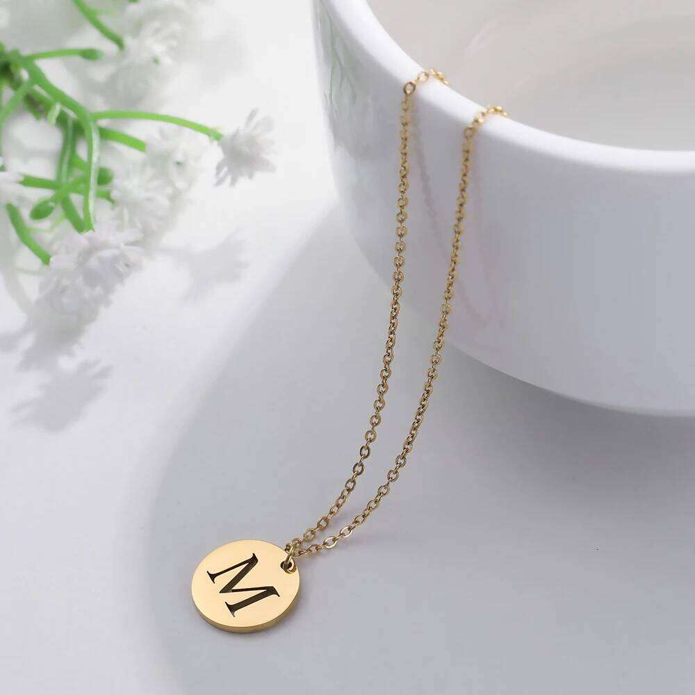 Cazador Gold Color 26 Initial Letter Necklace Stainless Steel Alphabet Round Pendant Choker Necklaces Jewelry for Women 2024 H260312