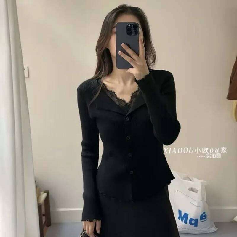 French Lace V-neck Splicing Fungus Edge Long-sleeved Sweater for Women Autumn Winter New Bottoming Shirt Top Cardigan Z260313
