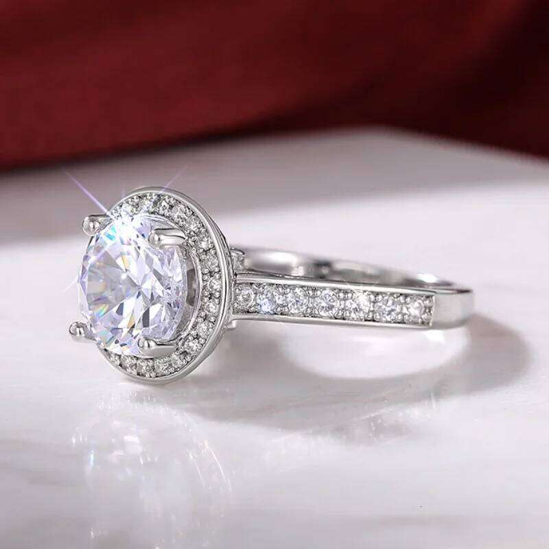 Huitan 4 Claw Setting Round Cubic Zirconia Wedding Rings for Women Temperament Elegant Lady Accessories Engagement Band Jewelry H260312