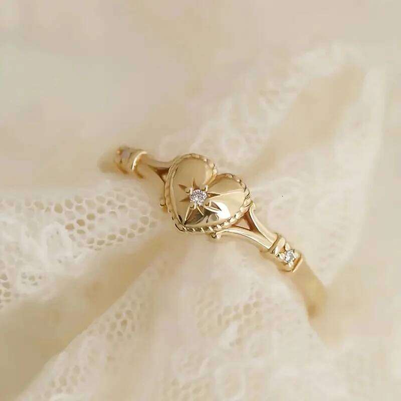 Huitan Gold Color Heart Rings with Shiny Cubic Zirconia for Women Delicate Wedding Band Accessories Trendy Engagement Jewelry H260312