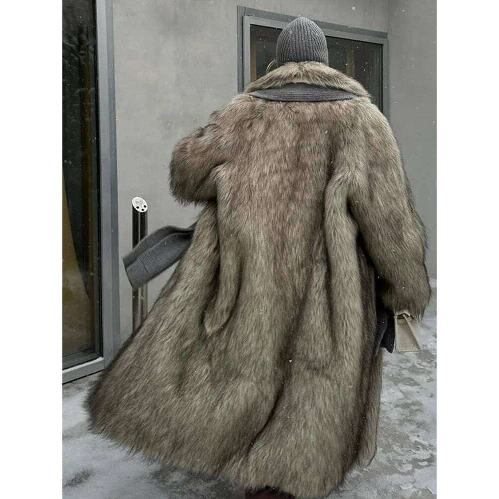 Luxury Women's Fluffy Long Faux Fur Coat Street Laple Full Sleeve Female Plush Overcoat Winter Lady Loose Thicken Outwear 2025 Z260313