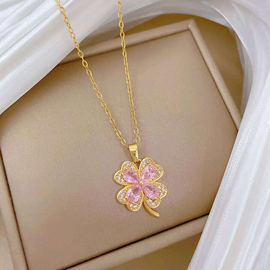 Titanium Steel Pink Lucky Cr Necklace for Women Elegant Choker Versatile Jewelry Accessory H260312