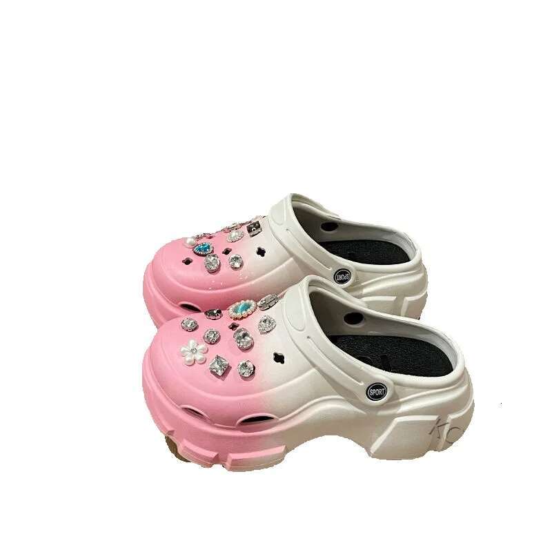 Internet Celebrity Gradient Platform Thick Sole Rhinestone Hole Shoes for Women 2026 Summer New Non-Slip Closed-Toe Slippers