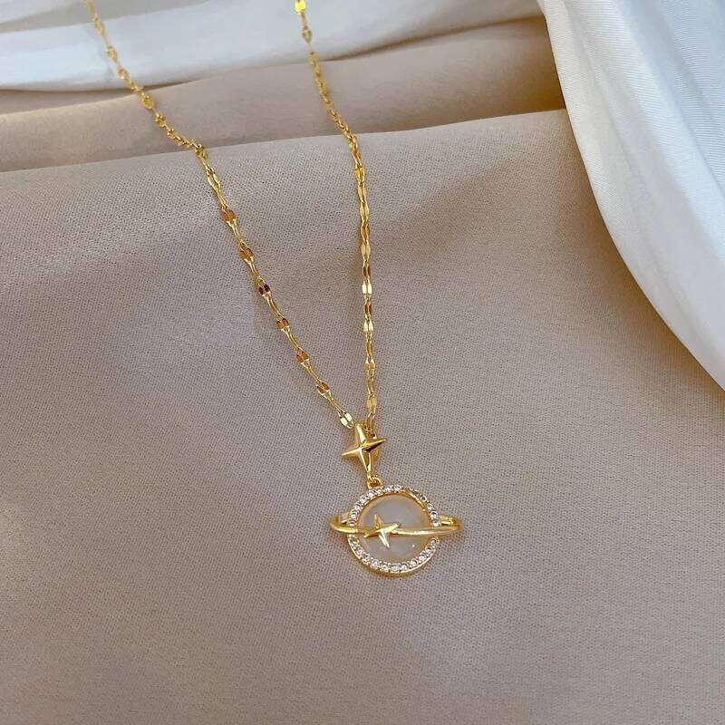 Planet Saturn Titanium Steel Necklace Women's Light Transparent Crystal Sweet Cool Clavicle Neck Chain Jewelry H260312