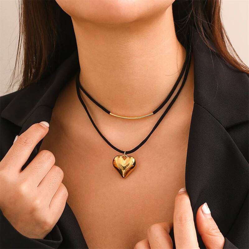 Dainty Y2K Resin Heart Charm Choker Necklace Set for Women Double Layer Handmade Black Yarn Velvet Rope Chain Party Jewelry Gift H260312