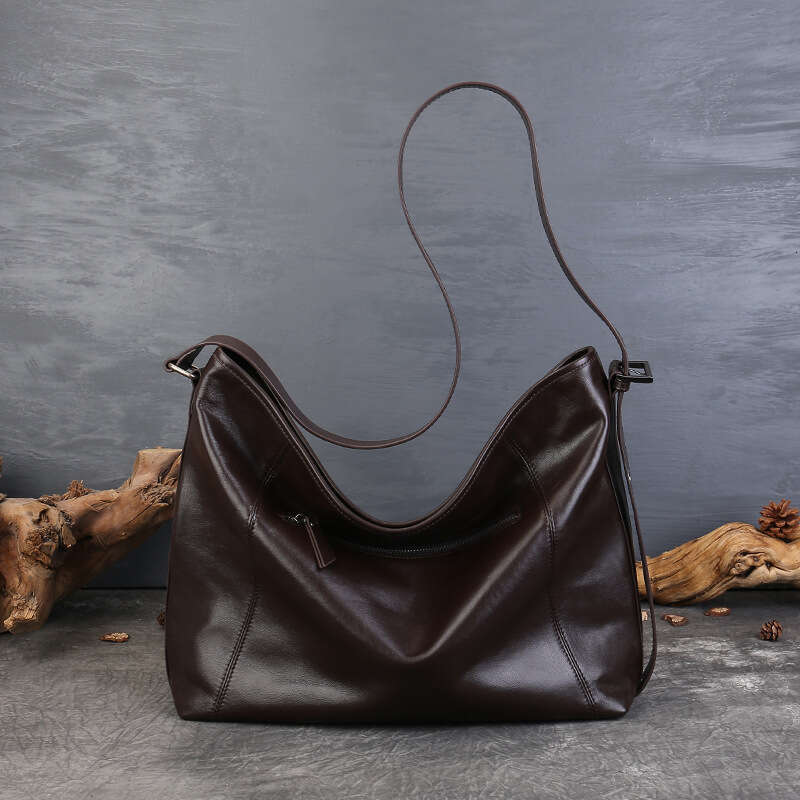 Luxury Shoulder Bags Totes Hobo Top Layer Cowhide Commuter Large Capacity Tote Lazy Single Crossbody Women S Vintage Lock Computer Bag SENYY