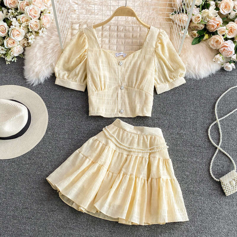 2026 Spring/Summer Designer Women's Fluffy Cake A-line Skirt Two Piece Set High Waist Short Sleeve Top