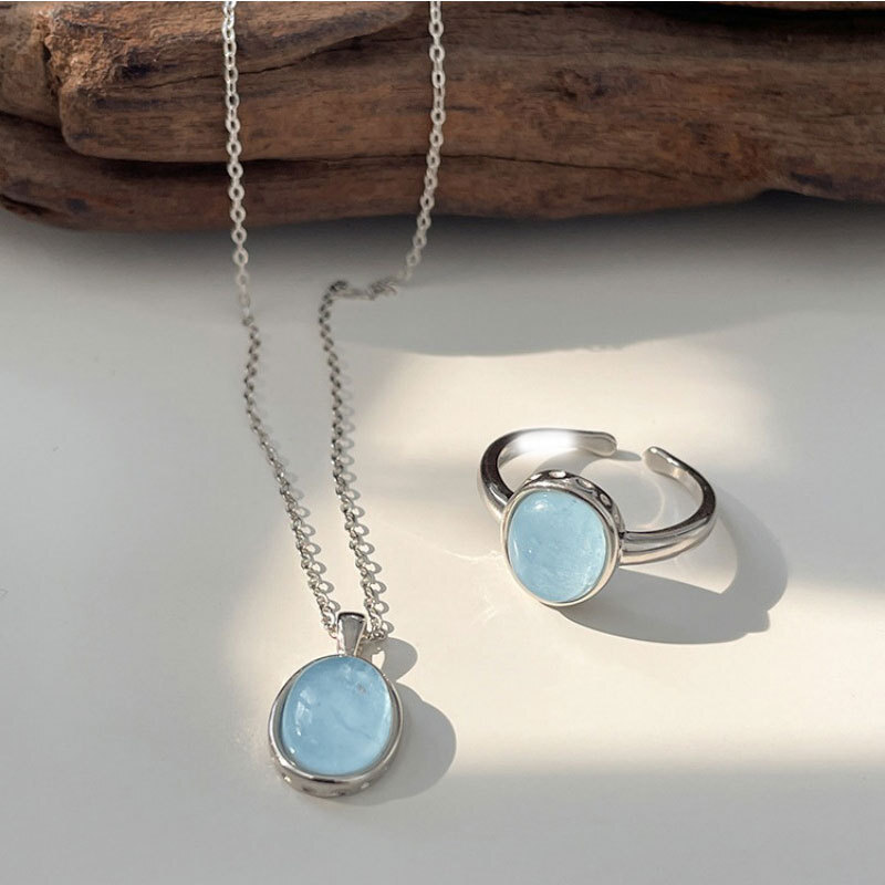 Hot-Selling Aquamarine Moonstone Necklace For Women, High-End Fashionable Women's Accessories Ins Style Versatile Oval Pendant Collarbone