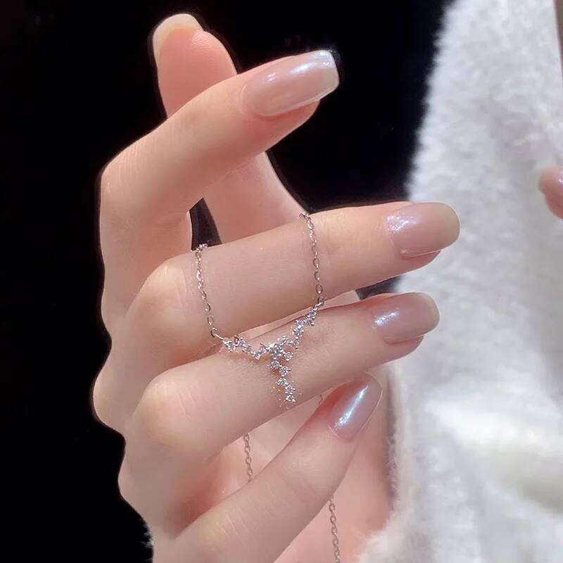 Minimalist Delicate Star Zircon Pendant Necklace for Women Elegant Clavicle Chain Fashion Trendy Wedding Jewelry Gift Wholesale H260312