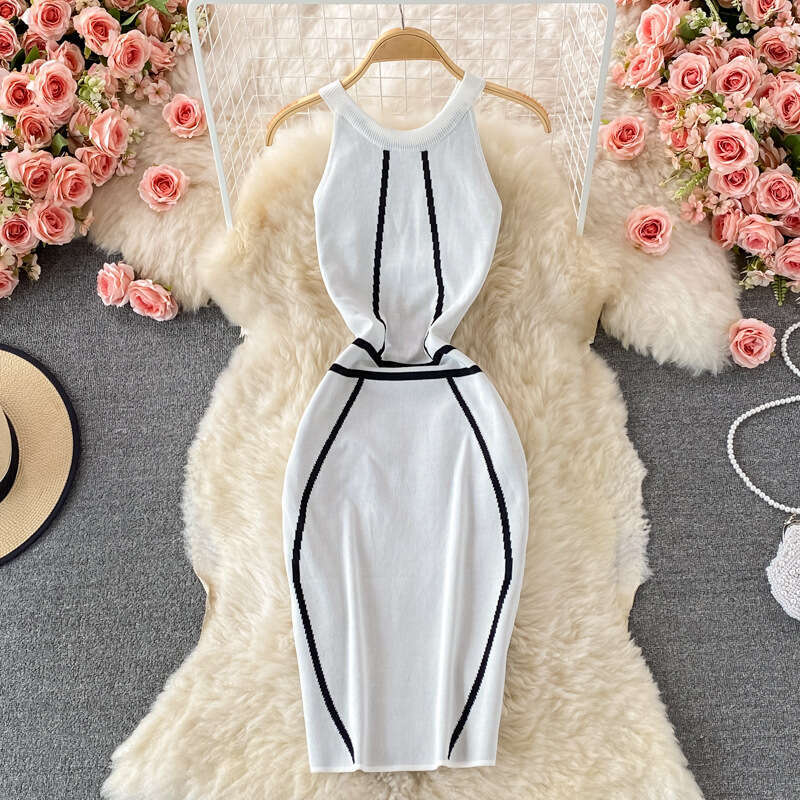 2026 Korean style high waisted A-line skirt elastic slim fit solid color A14 tight fitting mid skirt for spring and summer fashion