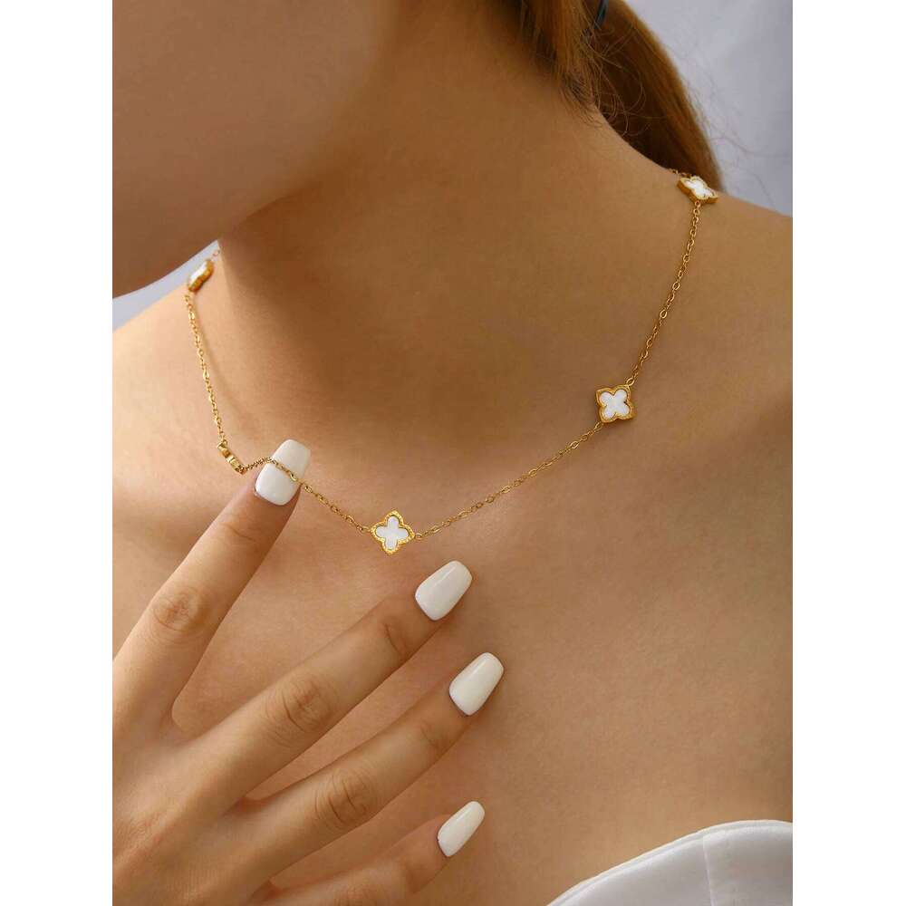 Korean Temperament Charm Stainless Steel 18K Gold-Plated White Mother-Of-Pearl Lucky Cr Necklace For Women H260312