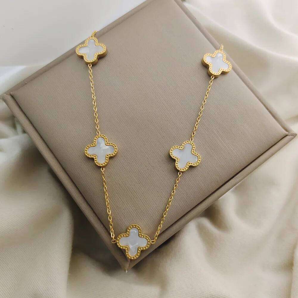 Titanium Steel Cr Five Flowers Single-sided Abalone Necklace Electroplated Non-fading Personality Choker... H260312