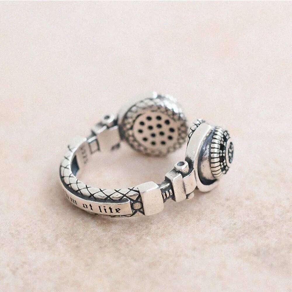 Simple Retro Personality Trend Headphones Open Female Punk Hip-hop Adjustable Ring Birthday Party Fashion FingerRingJewelry H260312