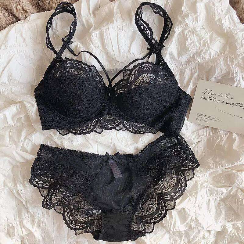 MOYISU Sexy Lace Bralette Set Small Busts French Design Removable Straps with Thin Push Up Pads, Soft Underwire Bra Cover Top AB